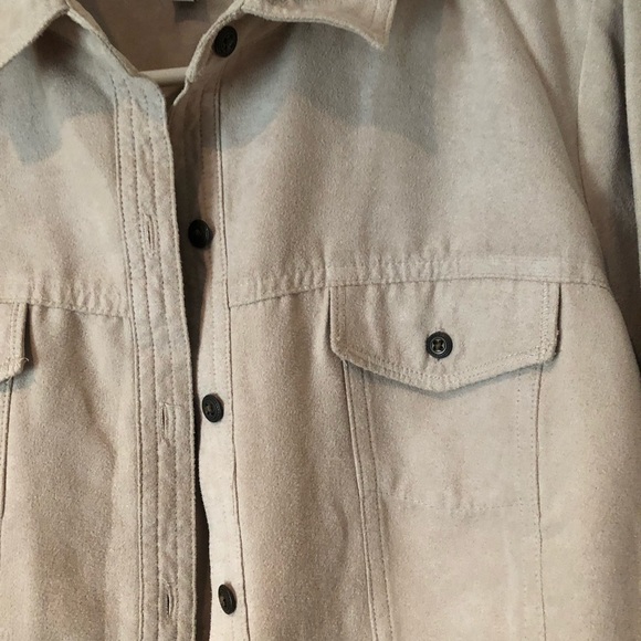 Croft&barrow woman's button up medium - Picture 3 of 4